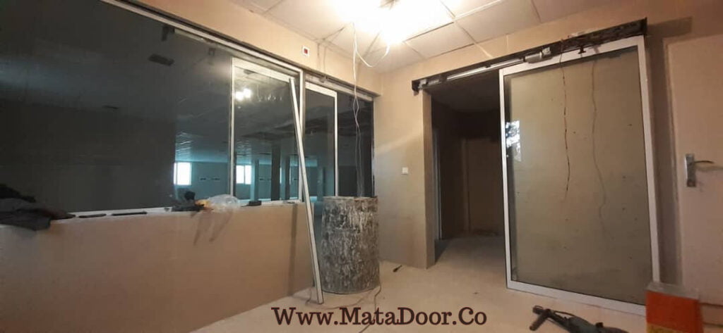 درب اتوماتیک شیشه‌ای تک لت ماتادر